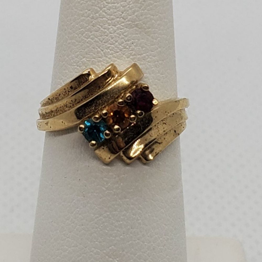 NWT Gold Tone, Blue, Orange, & Red Rhinestone Ring - Picture 2 of 6